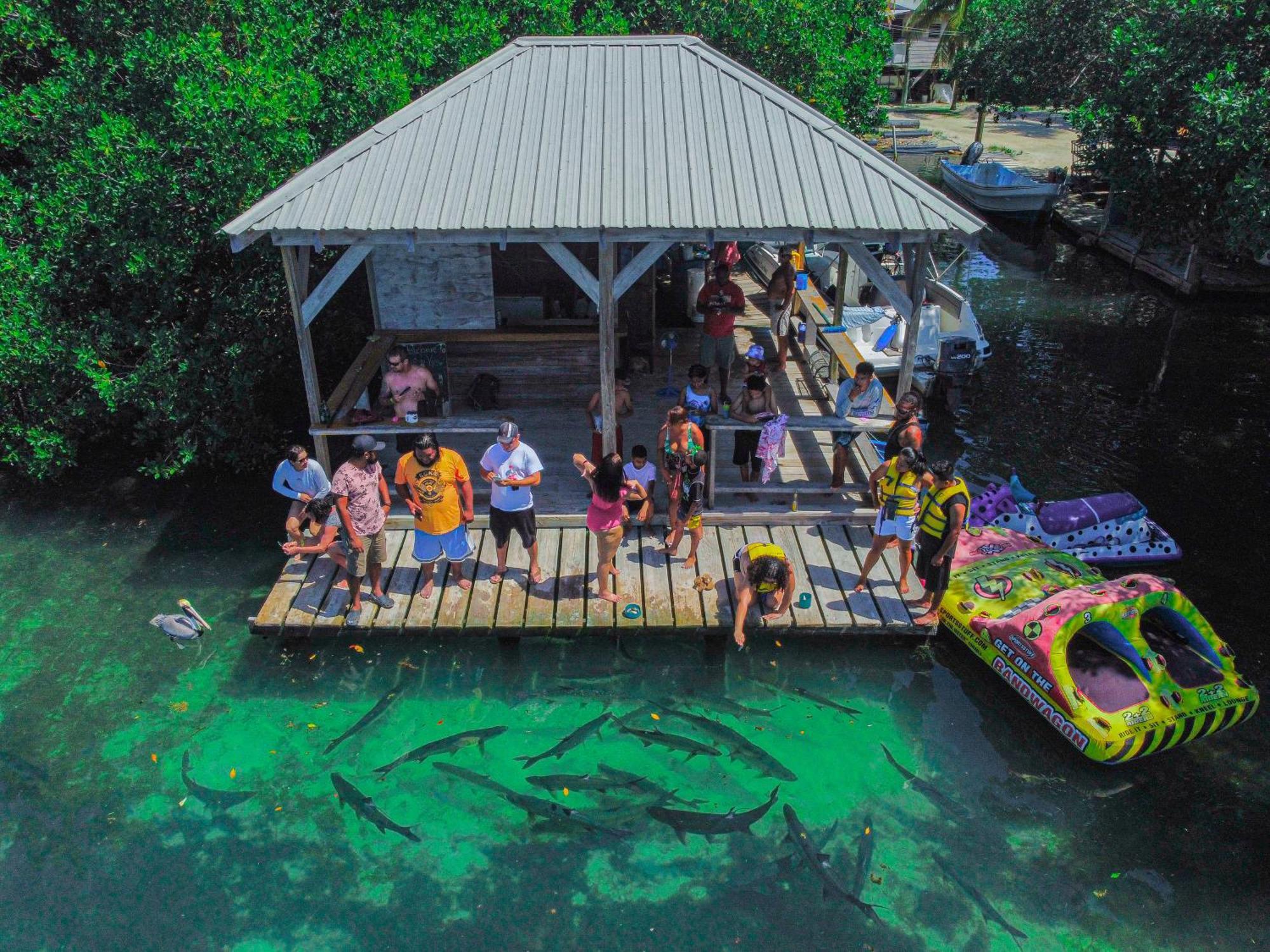 Hidden Treasure Vacation Home Blue Bay Cottage Caye Caulker Exterior photo